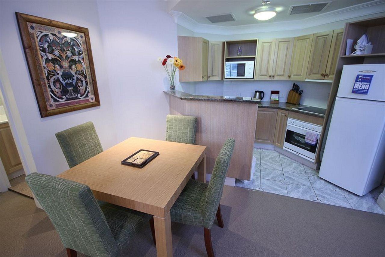 Manor Apartment Hotel Brisbane Bagian luar foto